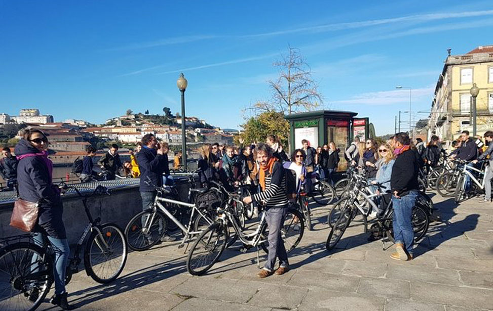 From Porto to Gaia: Private Bike Tour