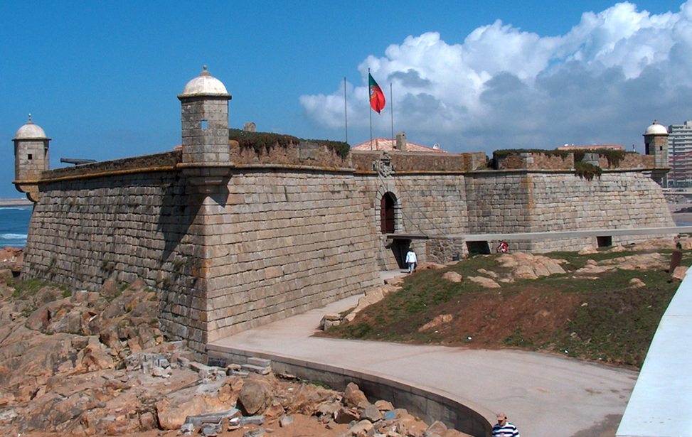 Forte de São Francisco Xavier or Castelo do Queijo