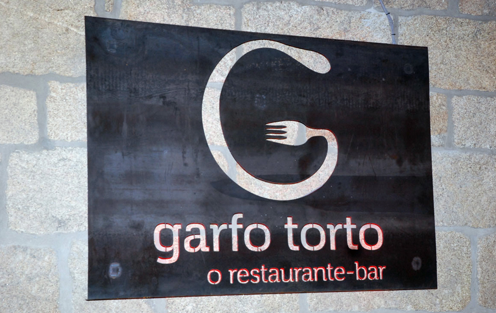 Garfo Torto O Restaurante-Bar