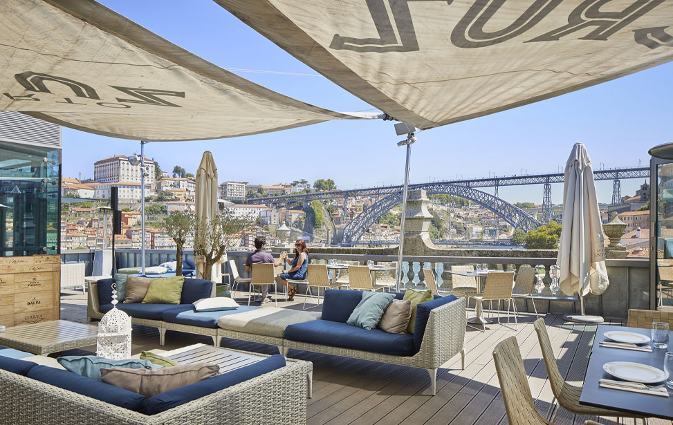 Terrace Lounge 360º - Porto Cruz
