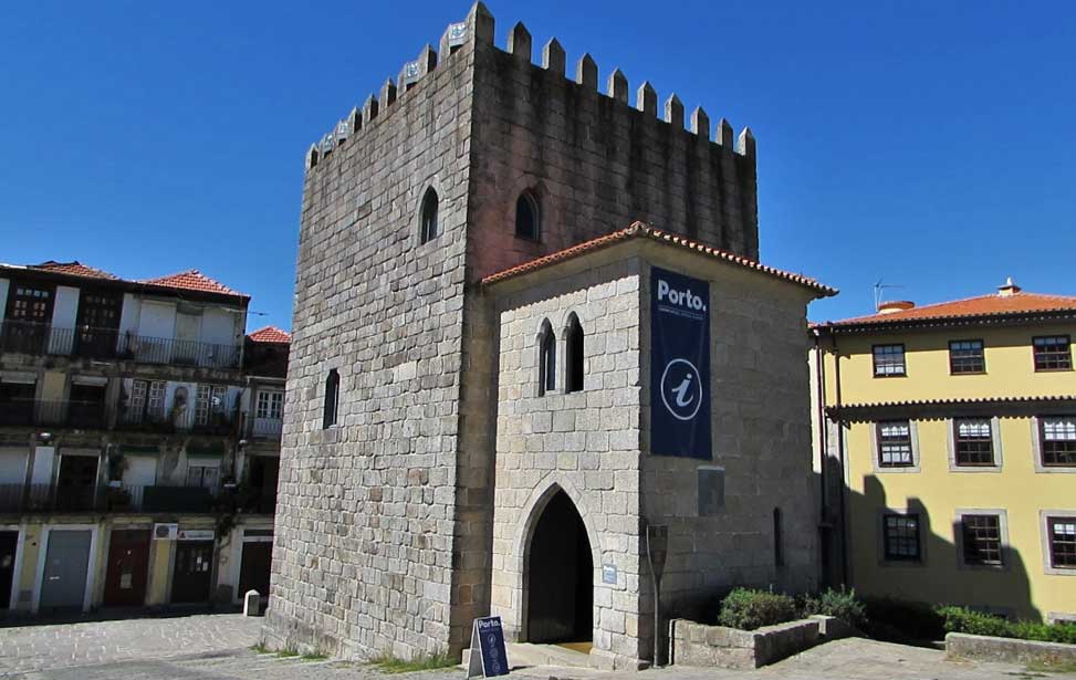 Porto Tourism Office - Sé