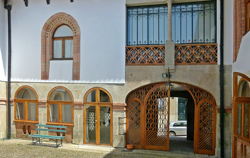 Casa Museu Teixeira Lopes Museum House