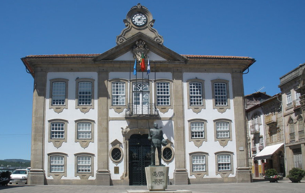 Chaves, Praça de Camões