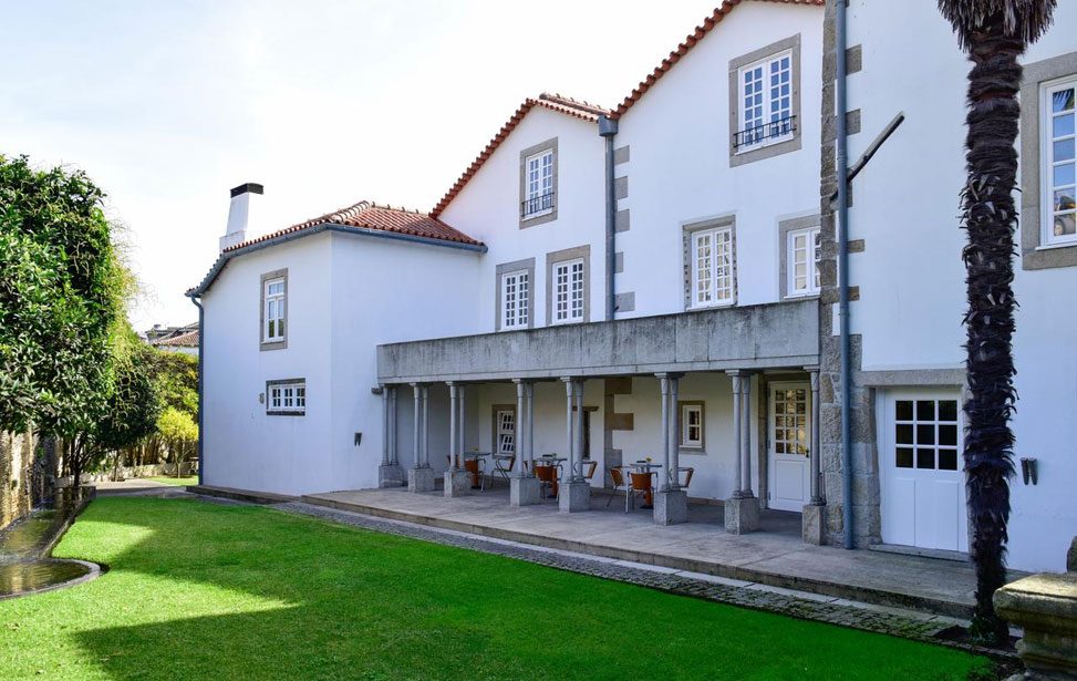 Casa Melo Alvim