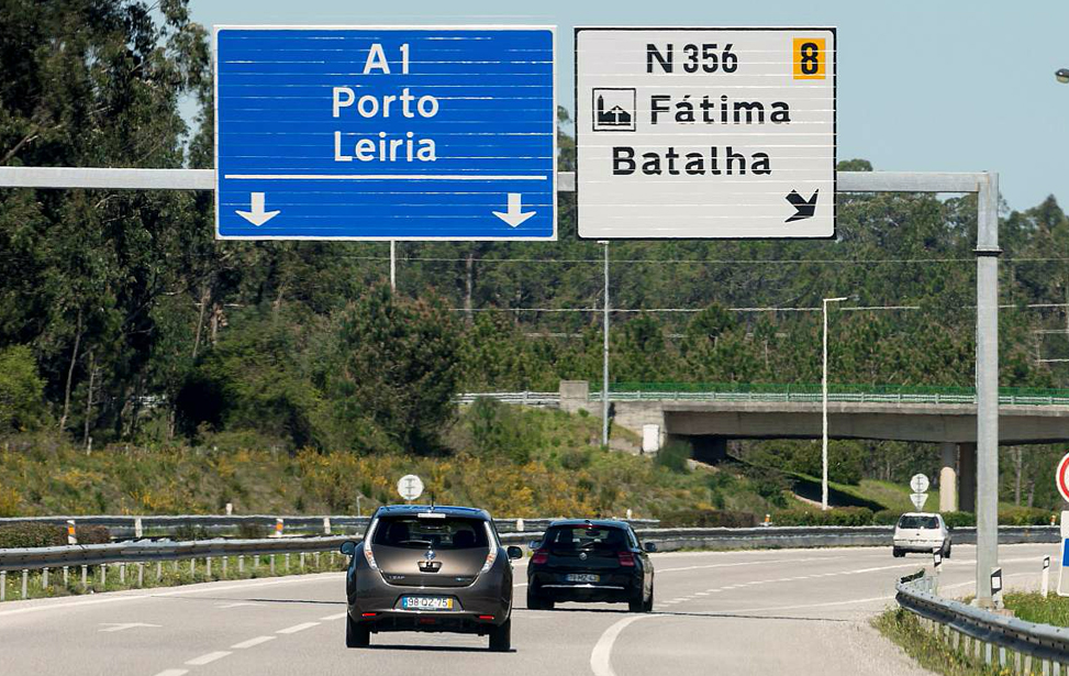 Driving in Porto